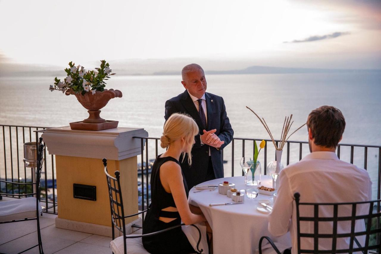 Grand Hotel Angiolieri Вико-Экуенсе Экстерьер фото