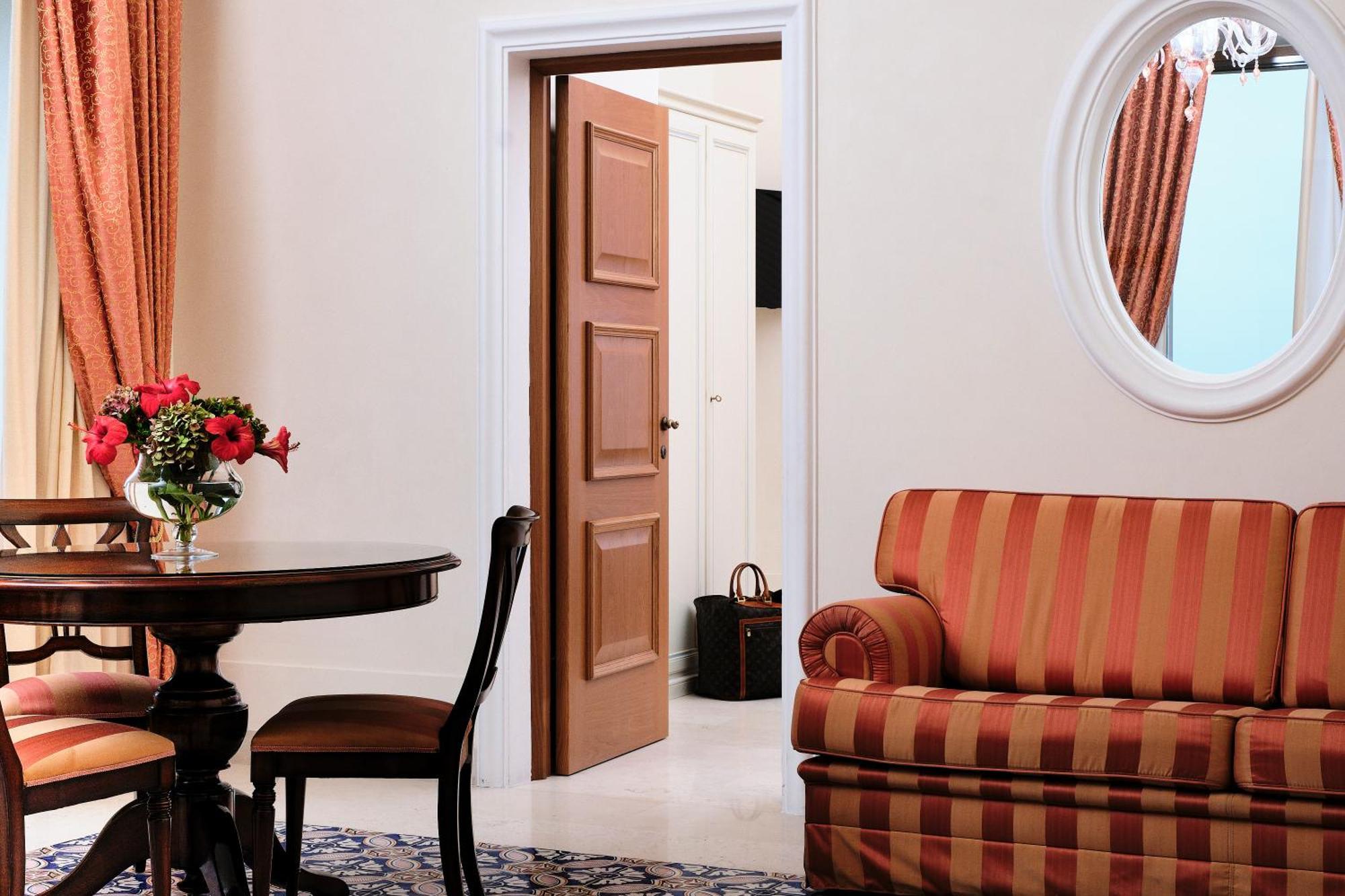Grand Hotel Angiolieri Вико-Экуенсе Экстерьер фото