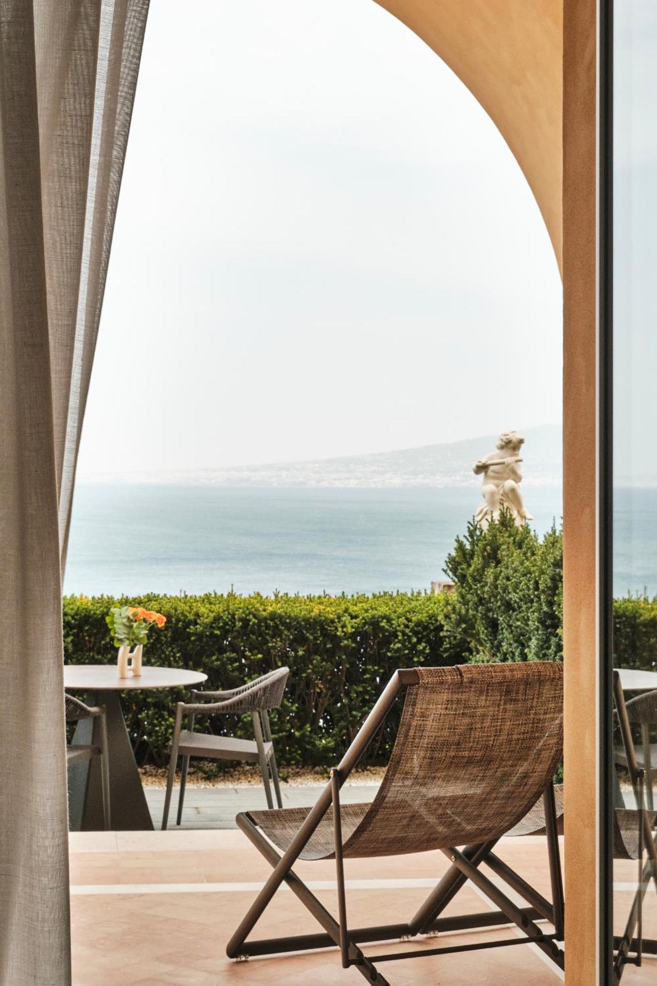 Grand Hotel Angiolieri Вико-Экуенсе Экстерьер фото